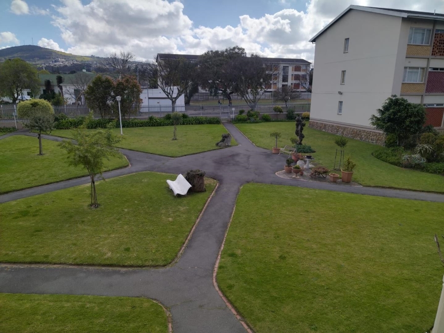 To Let 2 Bedroom Property for Rent in Oostersee Western Cape